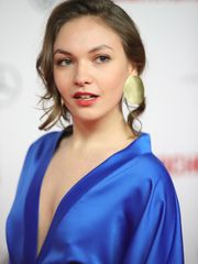 Emma Drogunova nude .